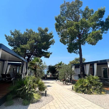 Dalmaris Camp - Prestige Mobile Homes Biograd Na Moru Exterior foto